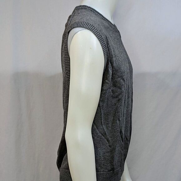 Classic looking Tommy Hilfiger Vest - Picture 7 of 7